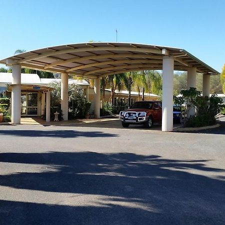 Mulga Country Motor Inn Чарлевил Екстериор снимка